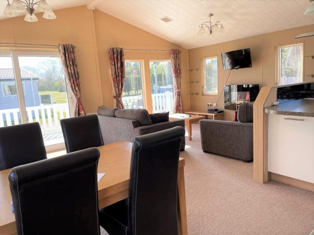 41 Woodland Walk Pevensey Bay Holiday Park Екстер'єр фото